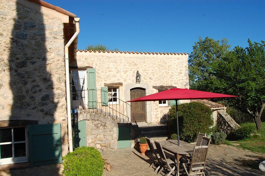 Bed and Breakfast Bergerie Des Suanes Fayence Exterior foto